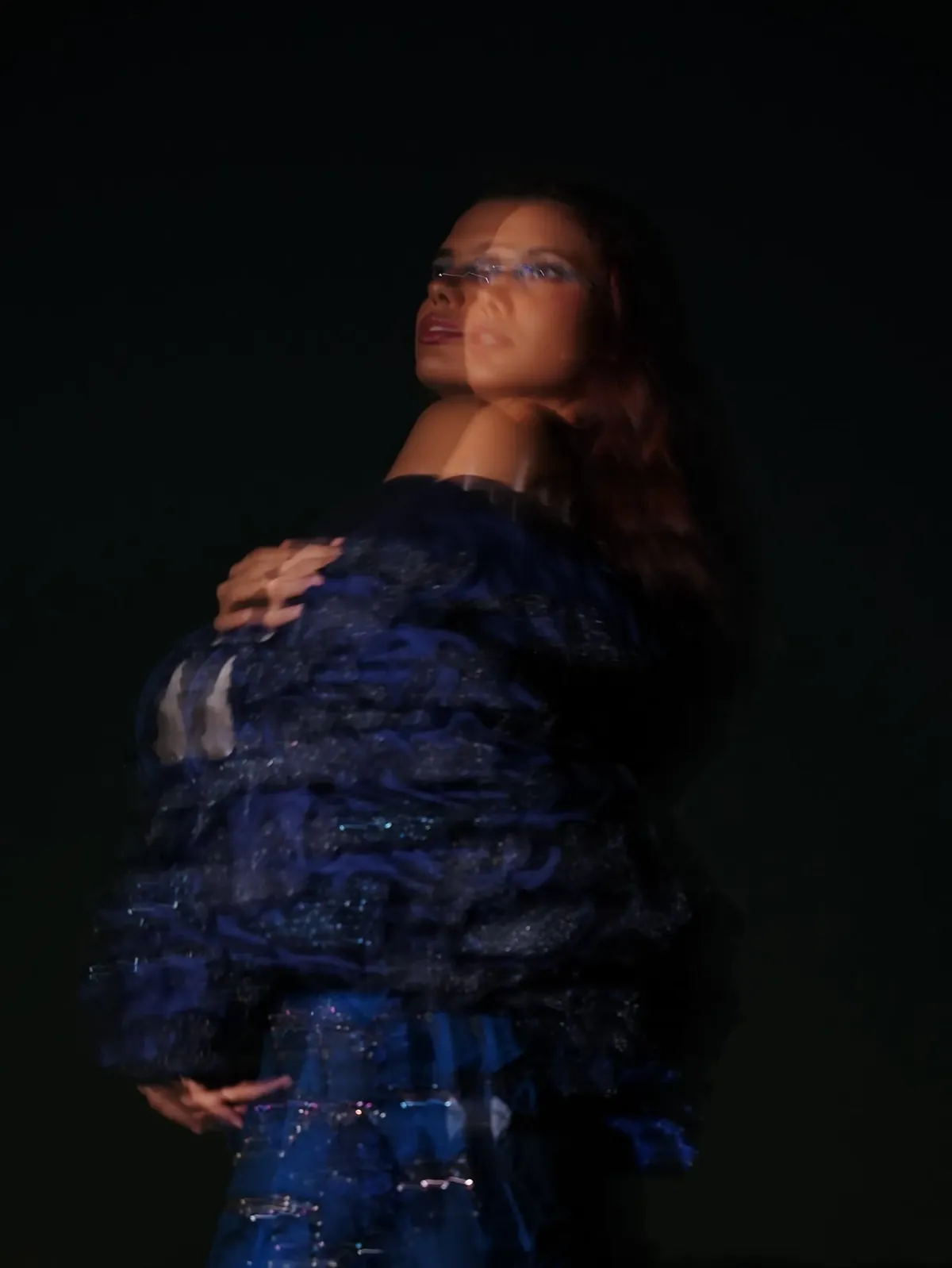 Long exposure: the navy coat with a doubled face